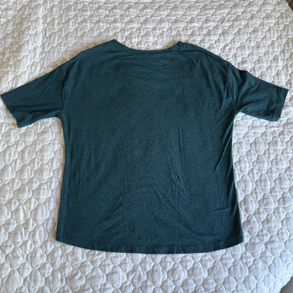 lululemon Active‎ Oversized Top Size 6